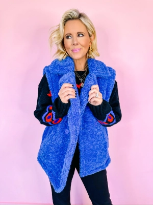 EFFORTLESS YOU ELECTRIC BLUE SHERPA VEST