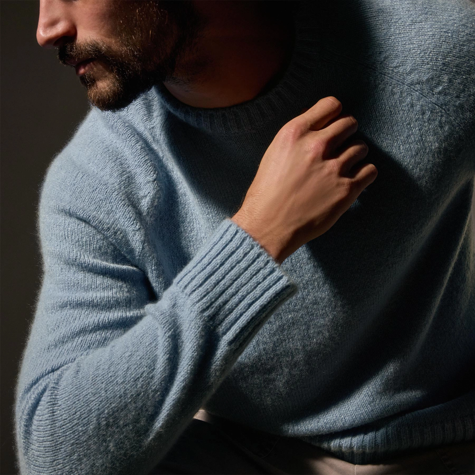 Lightweight Textured Cashmere Crew - Azure