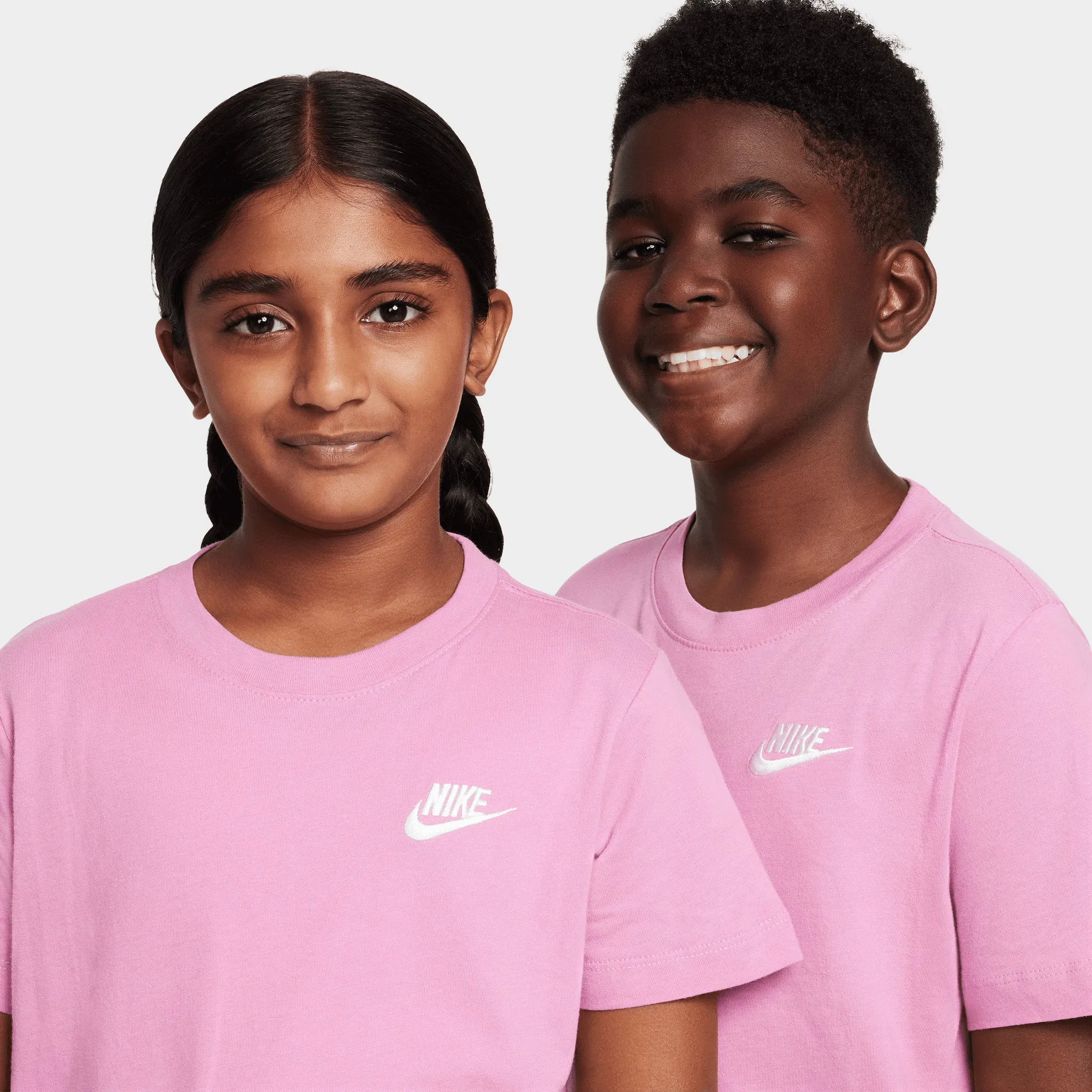 Nike Sportswear Juniors' Embroidered Futura T-Shirt / Magic Flamingo