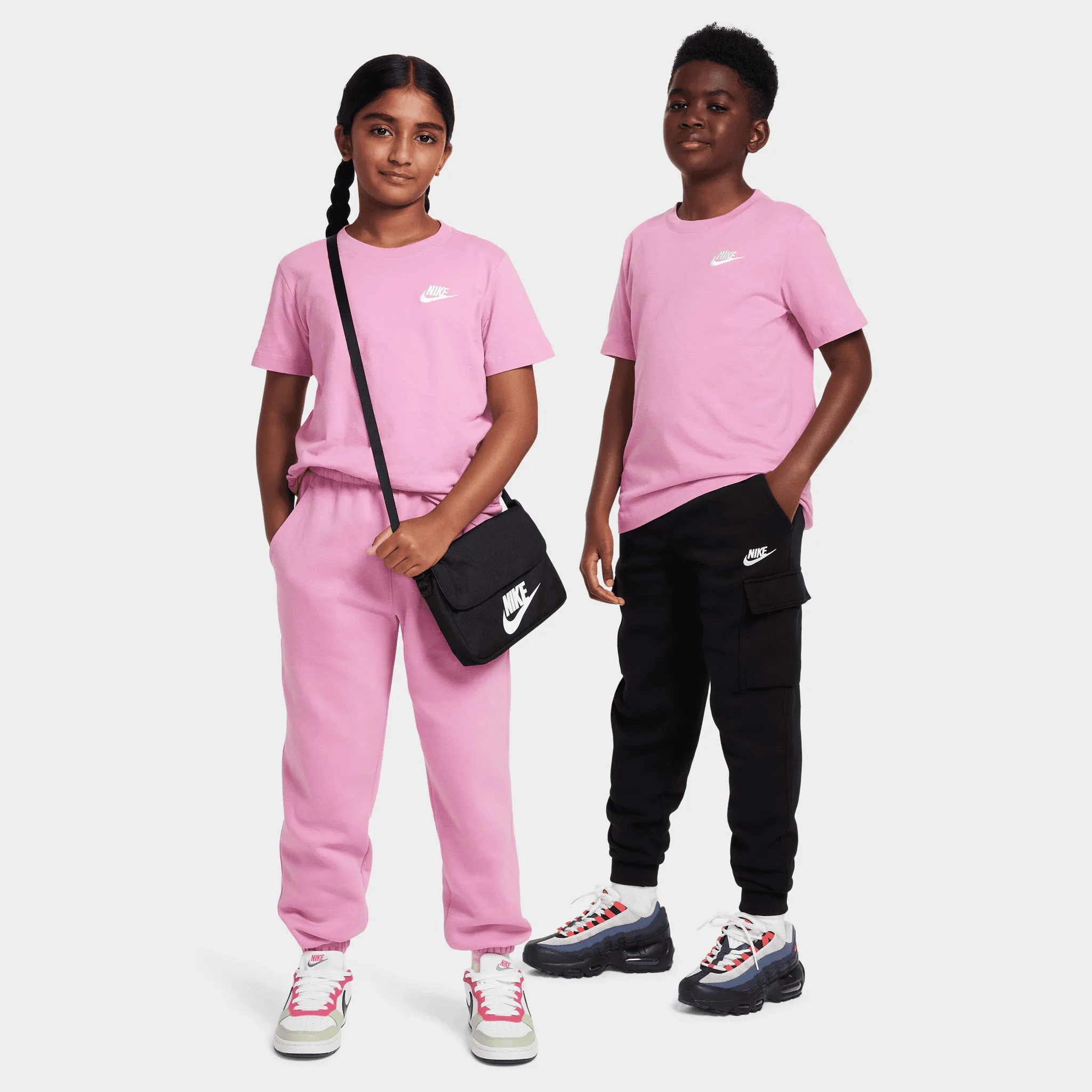 Nike Sportswear Juniors' Embroidered Futura T-Shirt / Magic Flamingo
