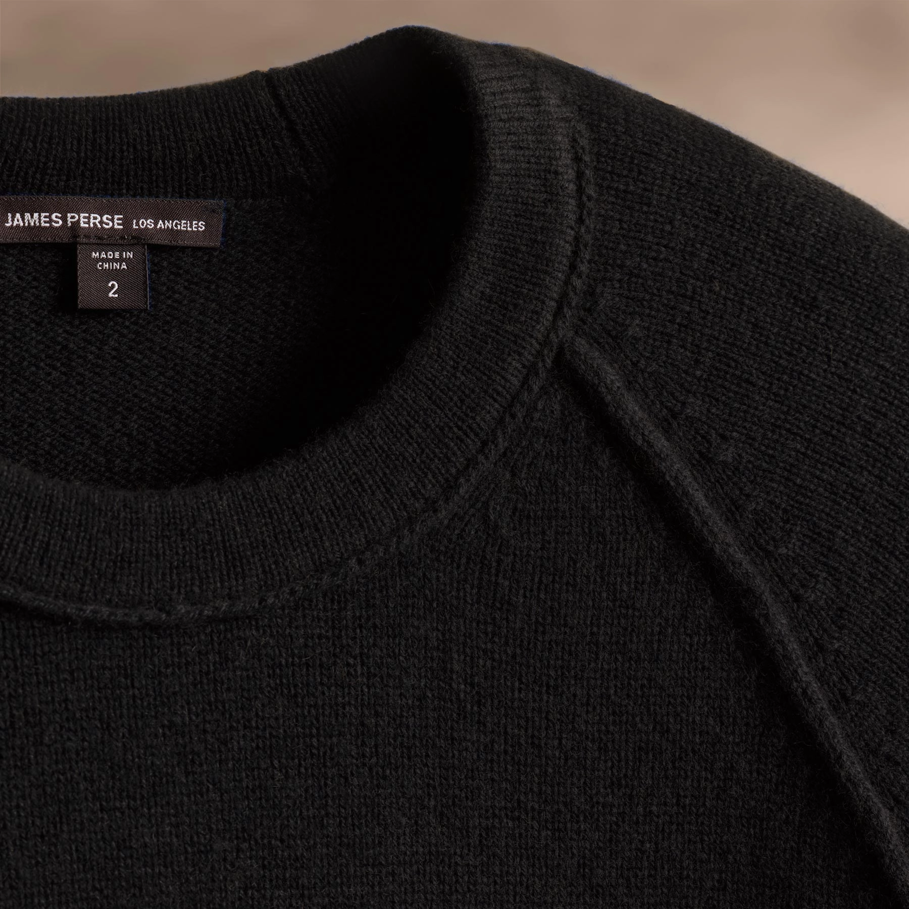Recycled Cashmere Raglan Crew - Black