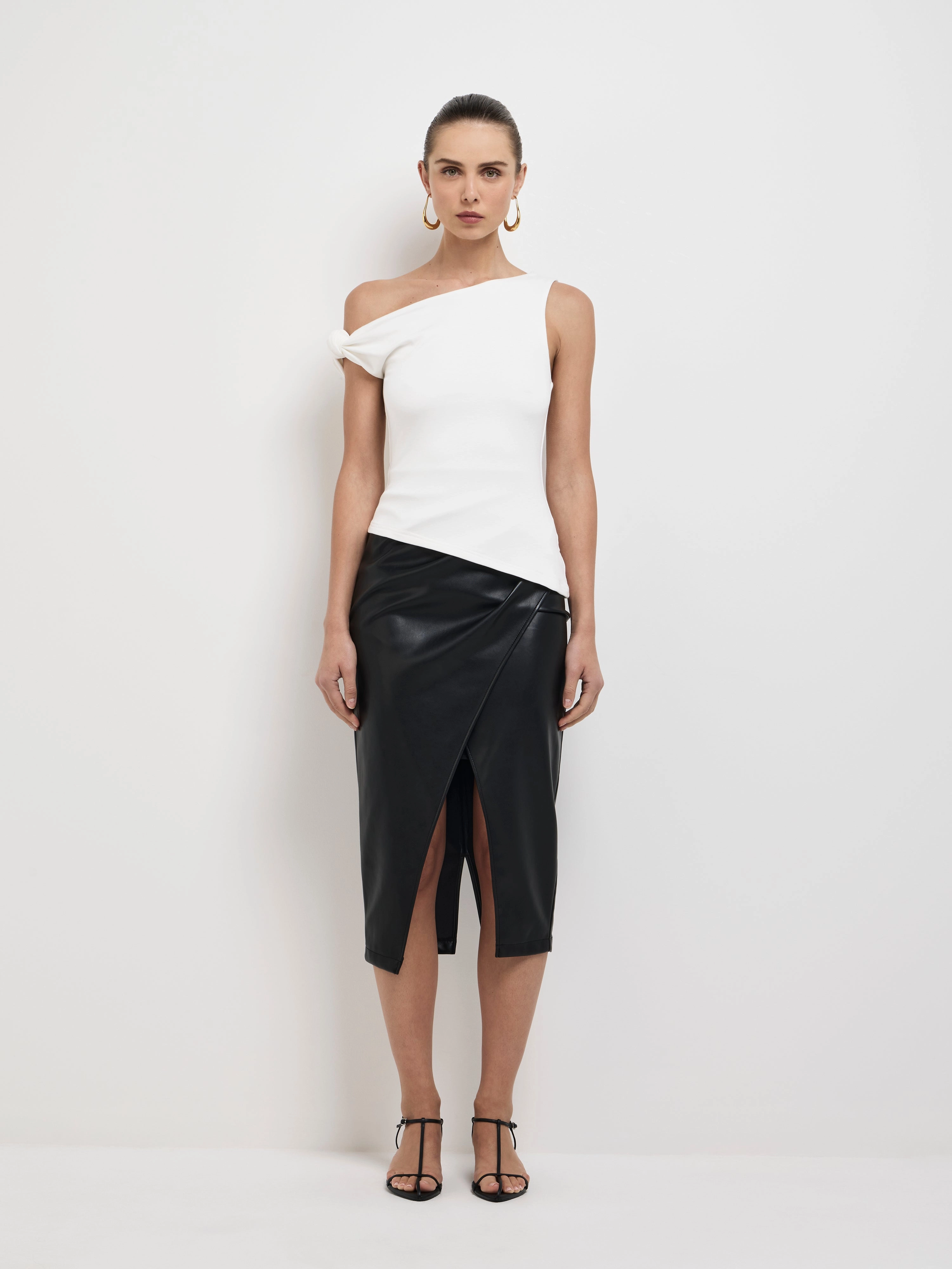 SIMMIE TOP