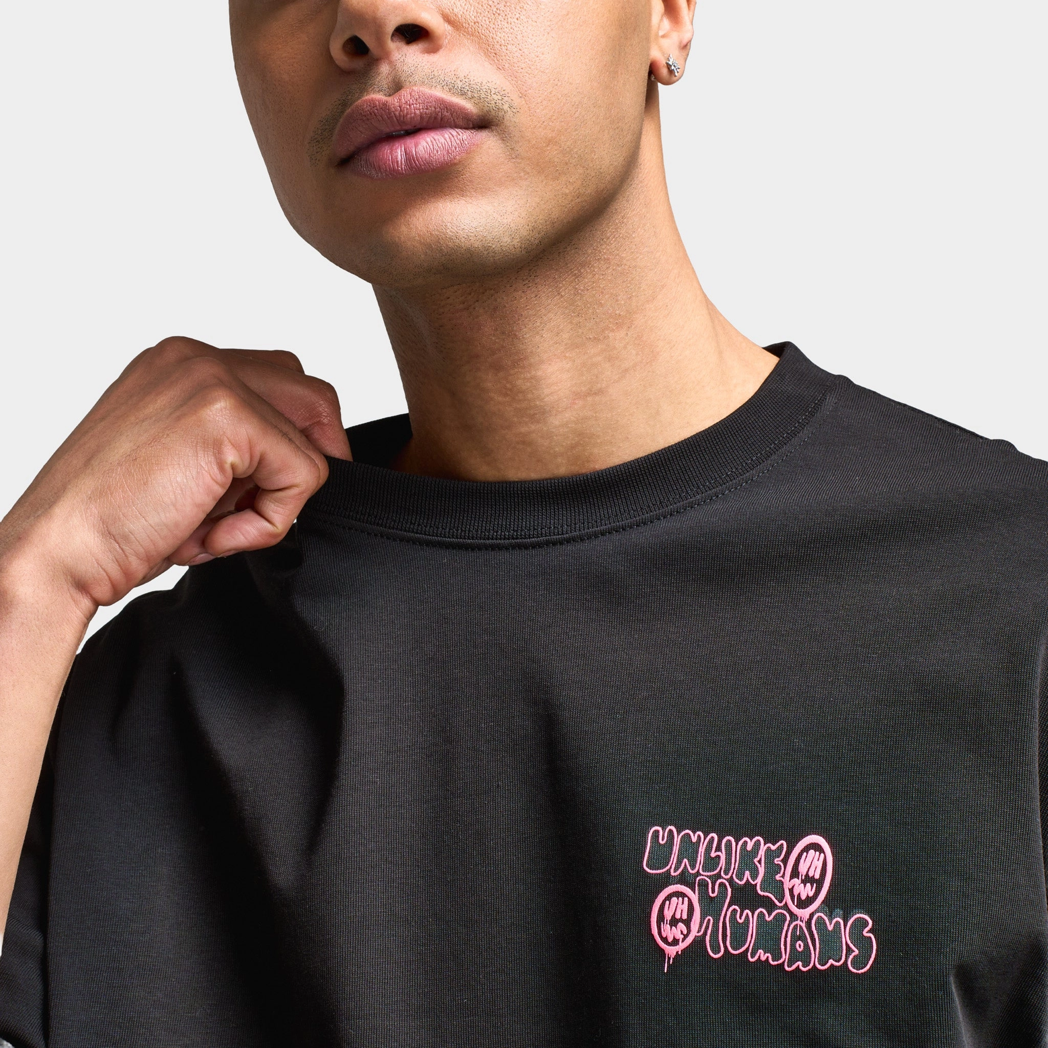 Unlike Humans Hindsight Graphic T-shirt / Black