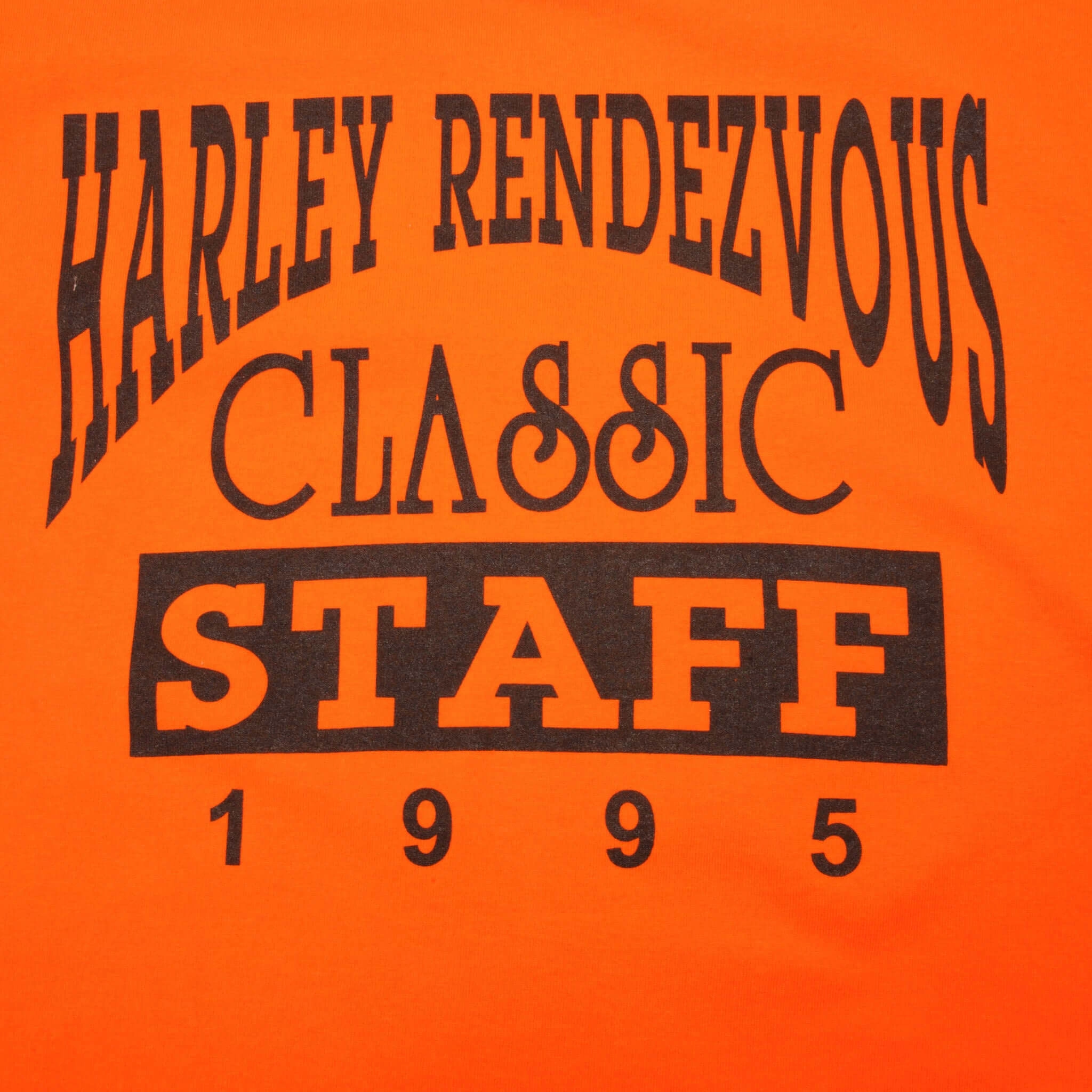 VINTAGE HARLEY DAVIDSON RENDEZ VOUS STAFF TEE SHIRT 1995 MEDIUM MADE USA